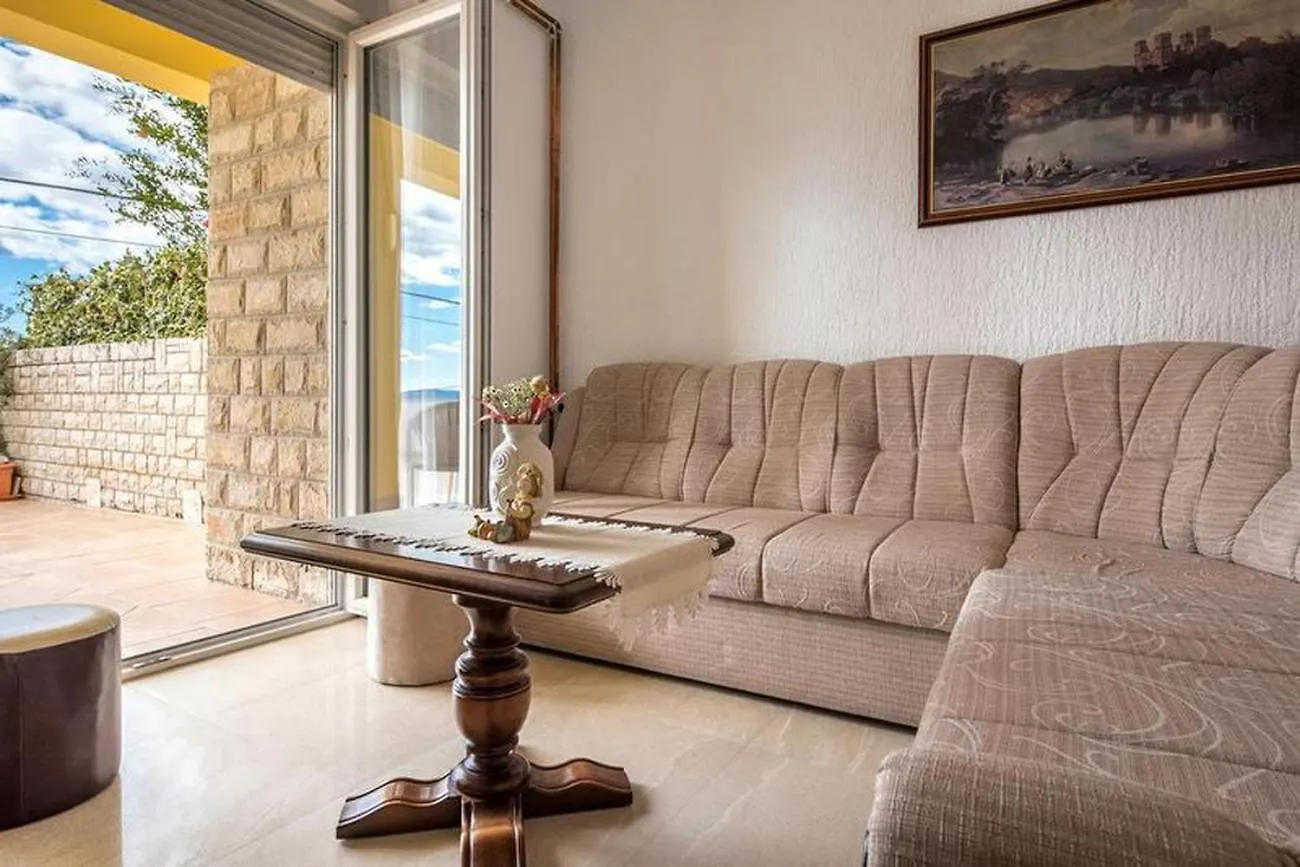 Apartment La Dostana 2 Dramalj